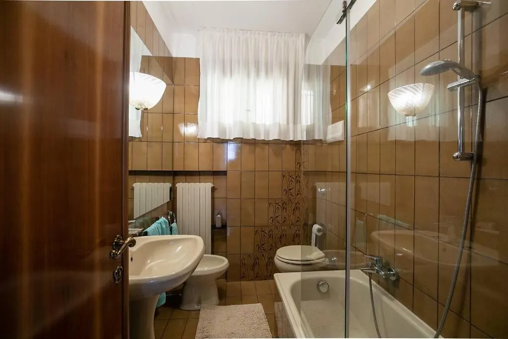 Classy Spacious Apartment Close To St.Mark Square Benátky